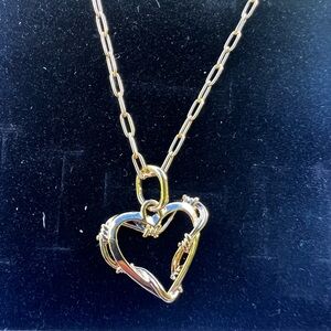 Pandora wire heart gold necklace